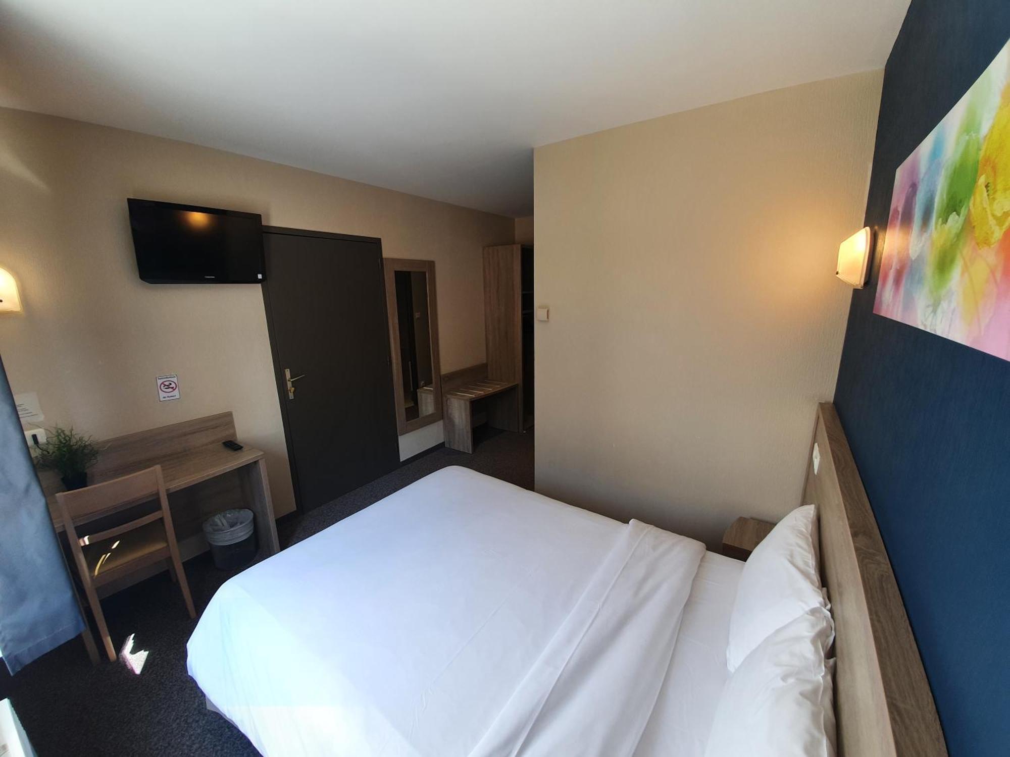 Hotel Salea Pornic Kültér fotó