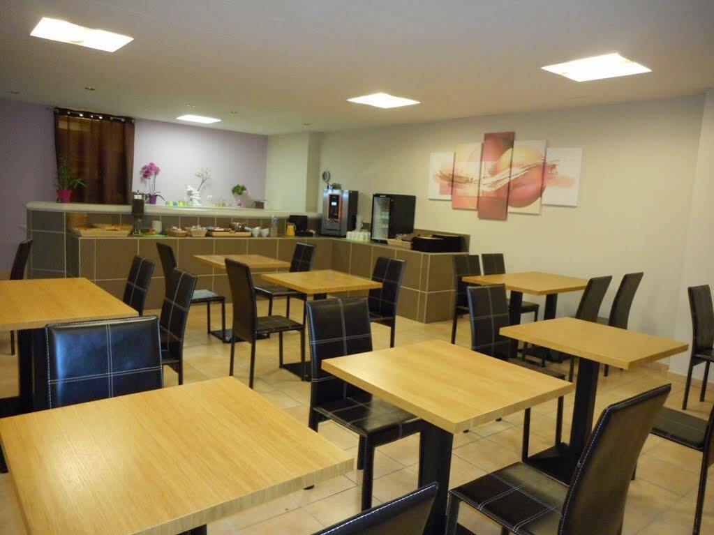 Hotel Salea Pornic Kültér fotó